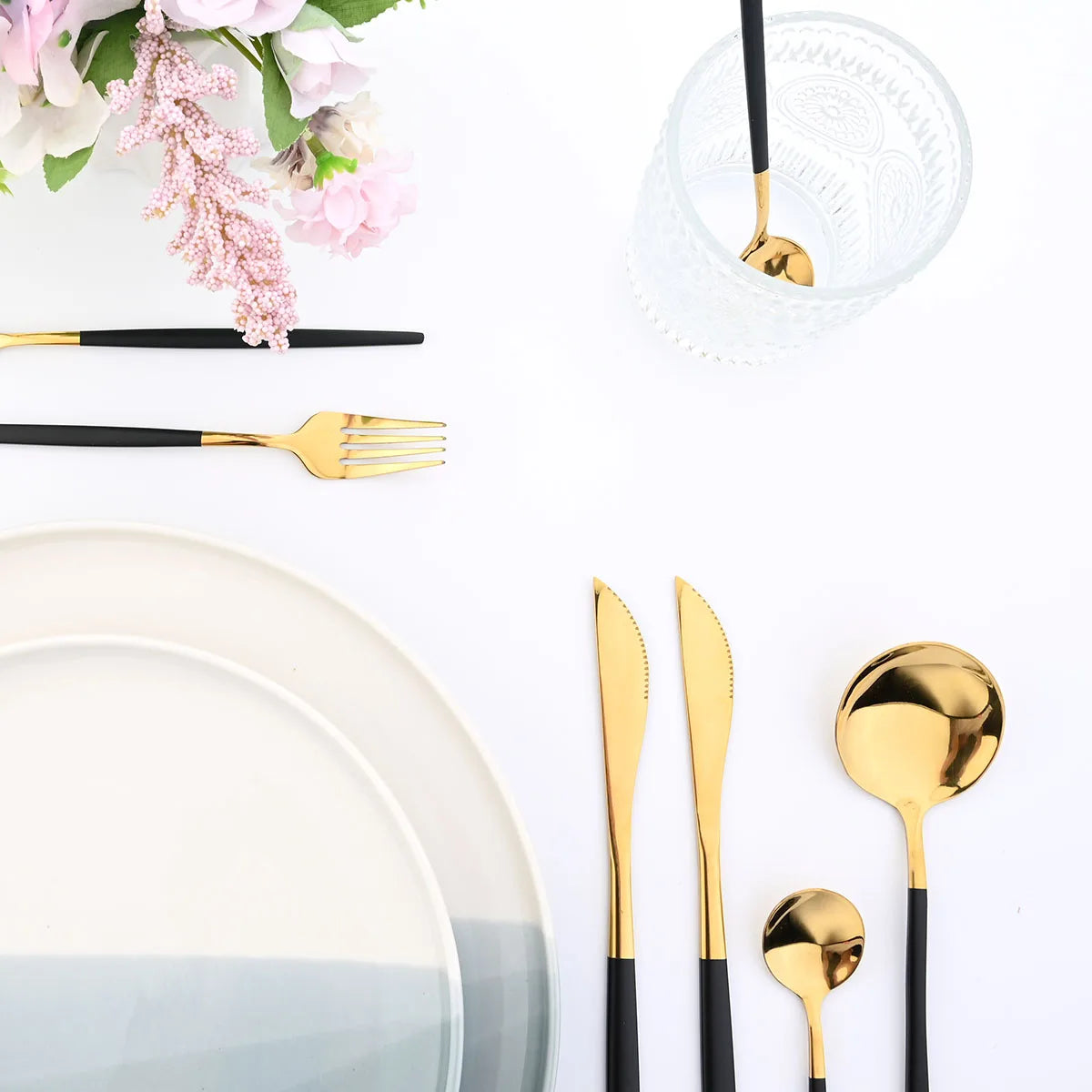 24Pcs Dinnerware Stainless Steel Cutlery Set
