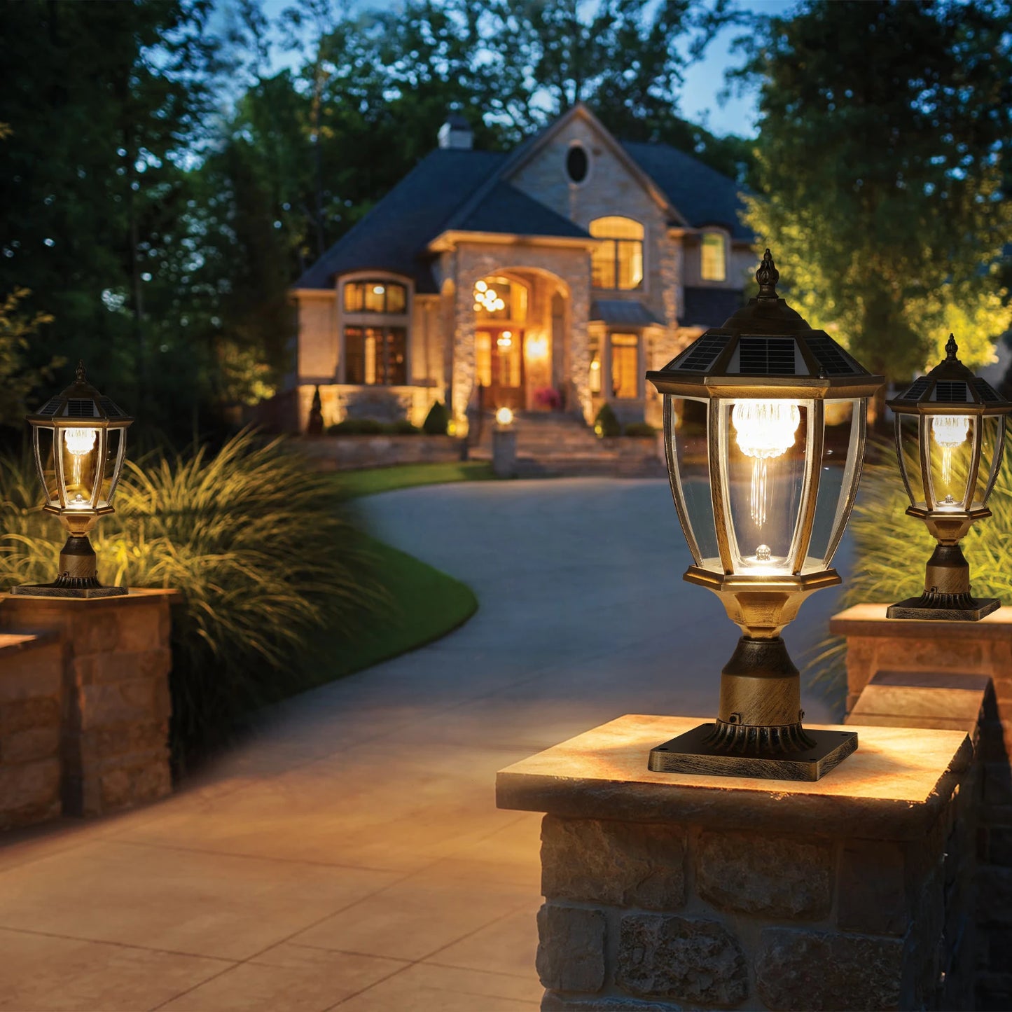 Vintage Solar LED Post Light - Waterproof Outdoor Lantern